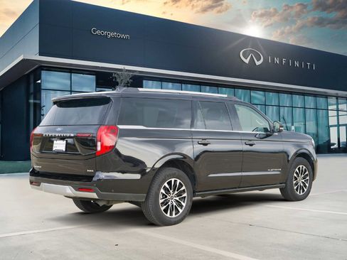 Used 2025 Ford Expedition Max Platinum image 4