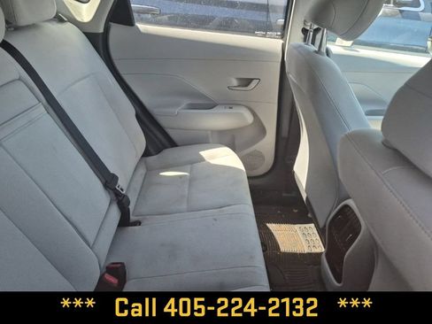 Used 2025 Hyundai Kona SEL FWD image 31