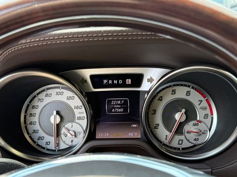 Used 2013 Mercedes-Benz SL 550 image 9