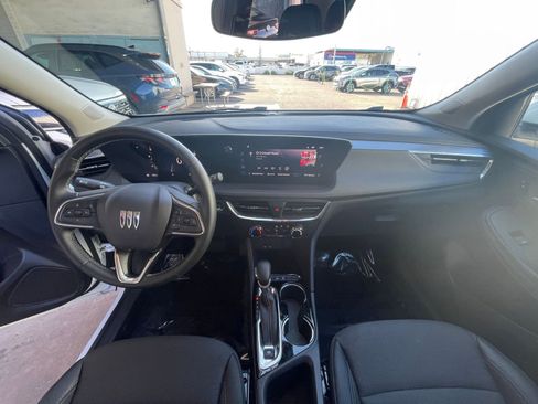 Used 2025 Buick Encore GX Preferred image 31