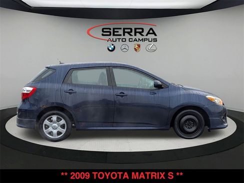 Used 2009 Toyota Matrix S image 2