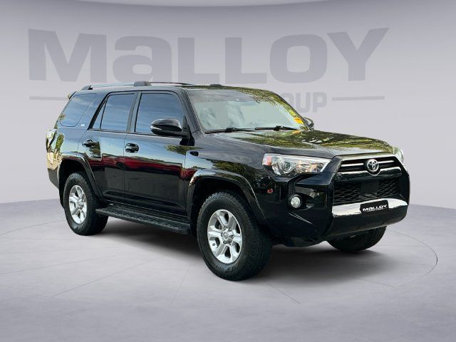 Used 2020 Toyota 4Runner SR5 Premium w/ Moonroof Package AWD/4WD image 7