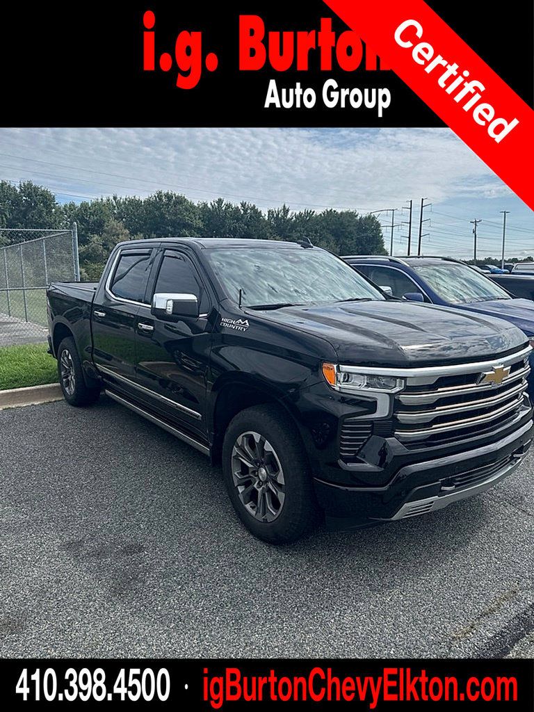 Used 2022 Chevrolet Silverado 1500 High Country w/ Technology Package AWD/4WD image 1