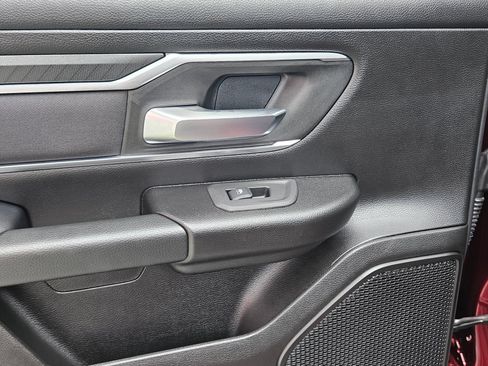 Used 2025 RAM 1500 Big Horn AWD/4WD image 24