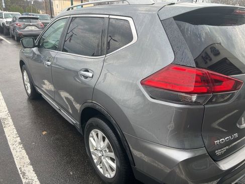 Used 2017 Nissan Rogue SL image 7