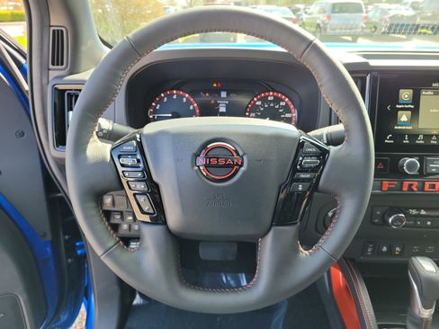 Used 2025 Nissan Frontier PRO-4X w/ Pro Premium Package image 21