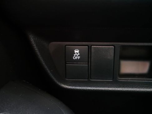 Certified 2023 Honda HR-V LX image 26