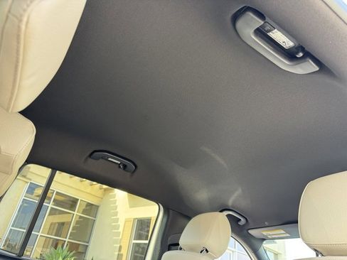 New 2025 Mercedes-Benz GLB 250 GLB 250 image 3