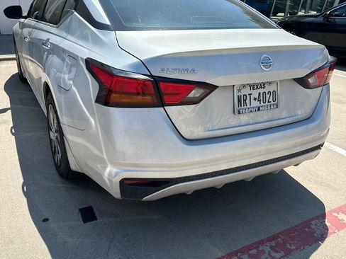 Used 2020 Nissan Altima 2.5 S FWD image 4