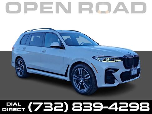 Used 2022 BMW X7 M50i AWD/4WD image 1