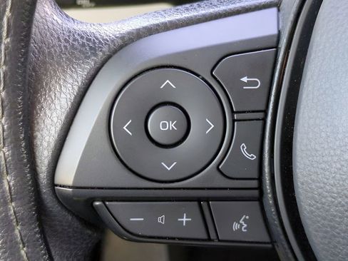 Used 2025 Toyota Corolla LE image 22