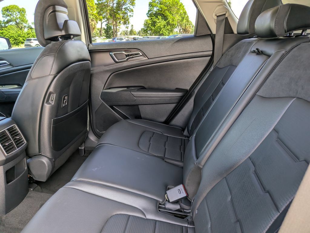 Certified 2026 Kia Sportage SX FWD image 19
