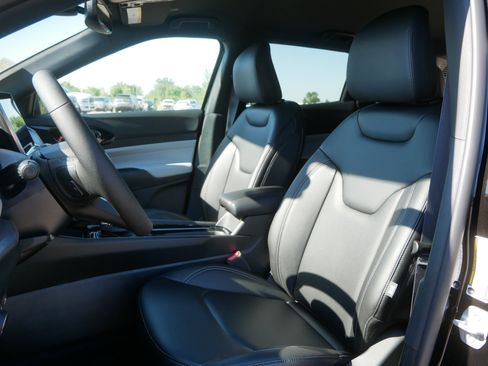 New 2026 Jeep Compass Limited AWD/4WD image 5