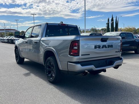 New 2026 RAM 1500 4x4 Crew Cab image 4