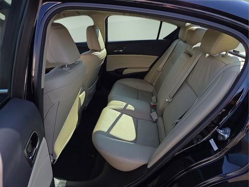 Used 2013 Acura ILX w/ Premium Package image 11