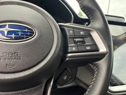 Used 2025 Subaru Outback Limited AWD/4WD image 8
