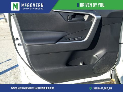 Used 2023 Toyota RAV4 LE image 11