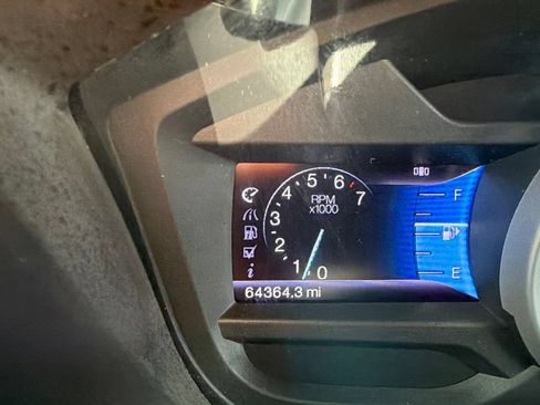 Used 2013 Ford Explorer XLT FWD image 19