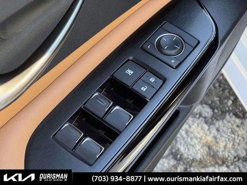 Used 2022 Lexus ES 350 w/ Accessory Package image 13