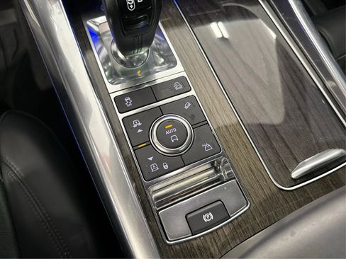 Used 2019 Land Rover Range Rover Sport Autobiography image 19