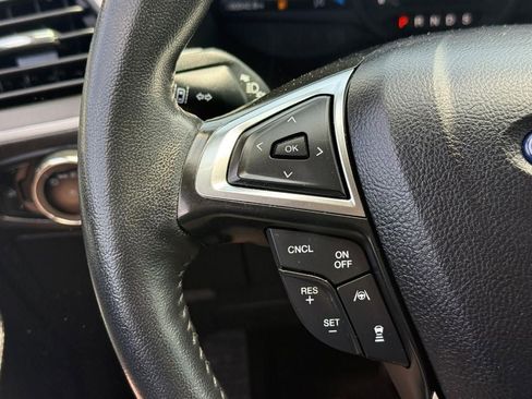 Used 2024 Ford Edge SEL AWD/4WD image 21