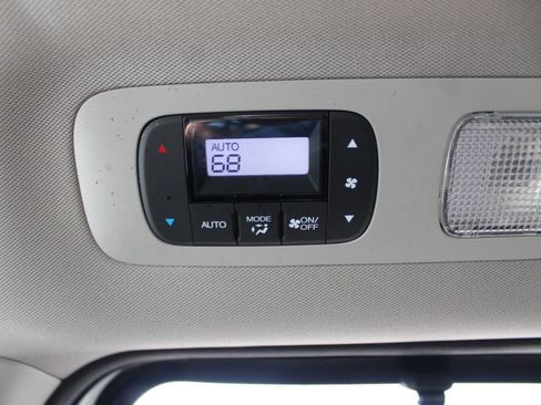 Used 2014 Honda Odyssey EX-L image 40