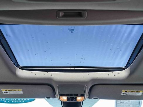 Certified 2023 Honda Odyssey Touring image 18