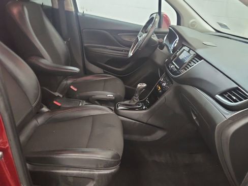 Used 2022 Buick Encore Preferred w/ Safety Package image 9