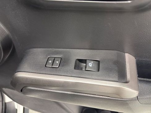 Used 2023 Toyota Tacoma SR5 w/ Technology Package image 23