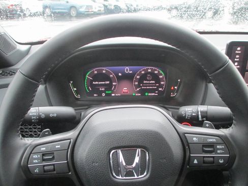 Used 2025 Honda Accord Sport image 23