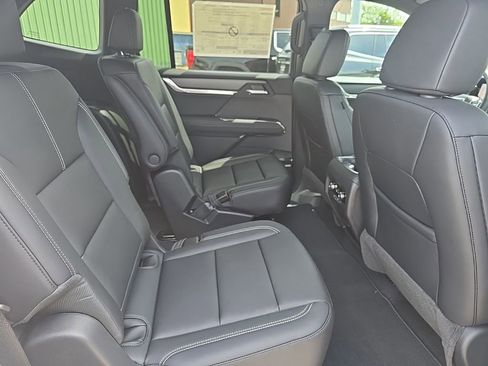 New 2026 GMC Acadia Elevation w/ Elevation Premium Package FWD image 12
