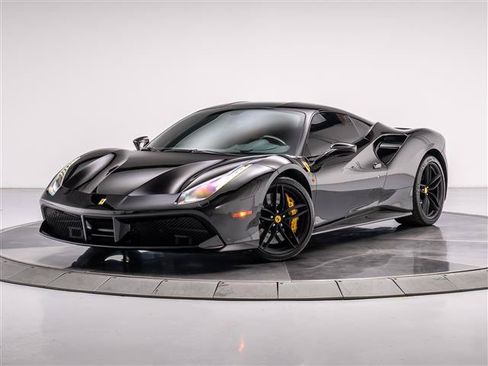 Used 2016 Ferrari 488 GTB RWD image 1