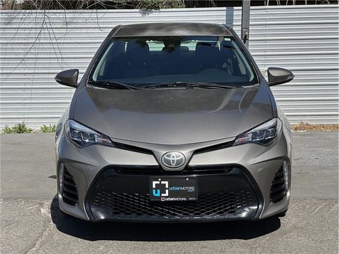 Used 2017 Toyota Corolla LE image 7