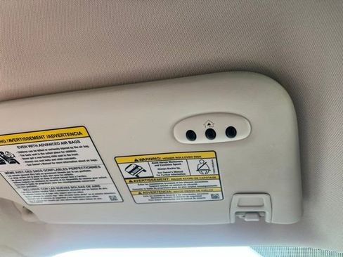Used 2013 Ford Escape Titanium w/ Parking Technology Pkg FWD image 33