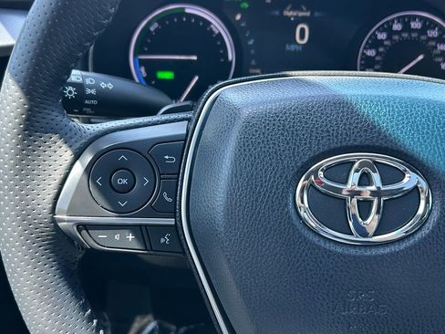 Used 2019 Toyota Avalon XSE w/ All Weather Liner Package FWD image 19