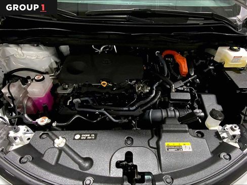 Used 2023 Toyota Sienna XSE image 31