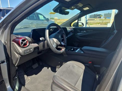 Used 2024 Chevrolet Blazer EV RS AWD/4WD image 11