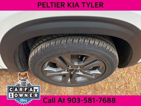 Certified 2023 Kia Seltos S w/ Navigation Package image 16