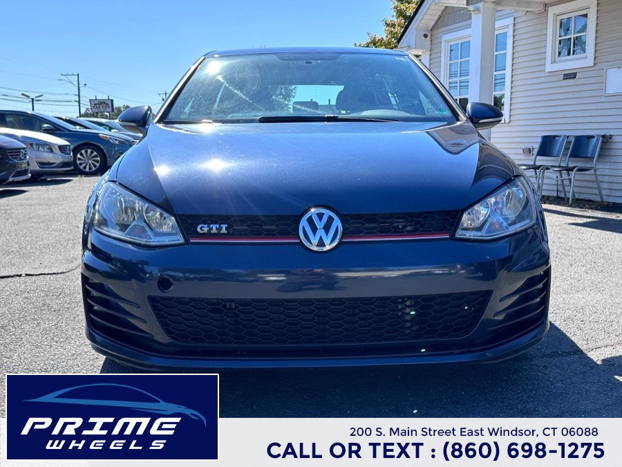 Used 2017 Volkswagen GTI SE FWD image 2