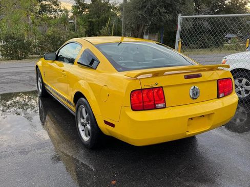 Used 2006 Ford Mustang Coupe image 3