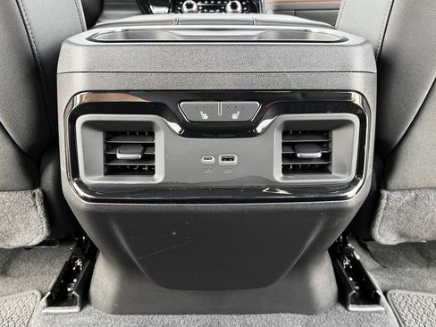 Used 2024 GMC Sierra 1500 AT4 image 21