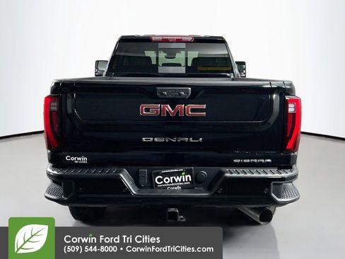 Used 2025 GMC Sierra 3500 Denali w/ Denali Reserve Package image 14