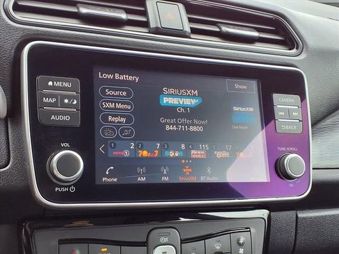 Certified 2022 Nissan Leaf SV FWD image 5