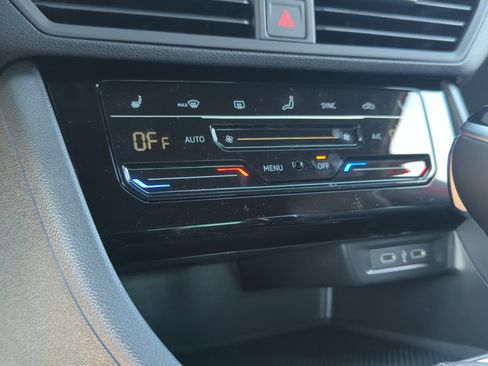 New 2026 Volkswagen Jetta Sport FWD image 12