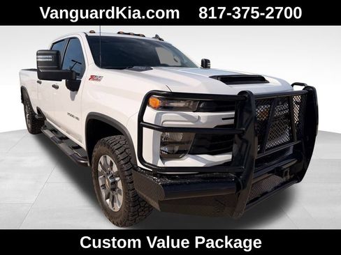 Used 2024 Chevrolet Silverado 2500 Custom w/ Custom Value Package image 5
