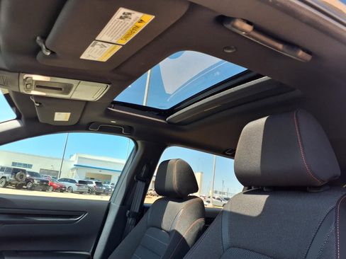 Used 2025 Honda CR-V Sport image 10