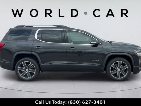 Used 2020 GMC Acadia SLT w/ Premium Package FWD image 3