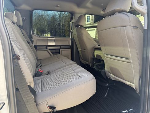 Used 2022 Ford F250 XLT w/ XLT Premium Package image 22