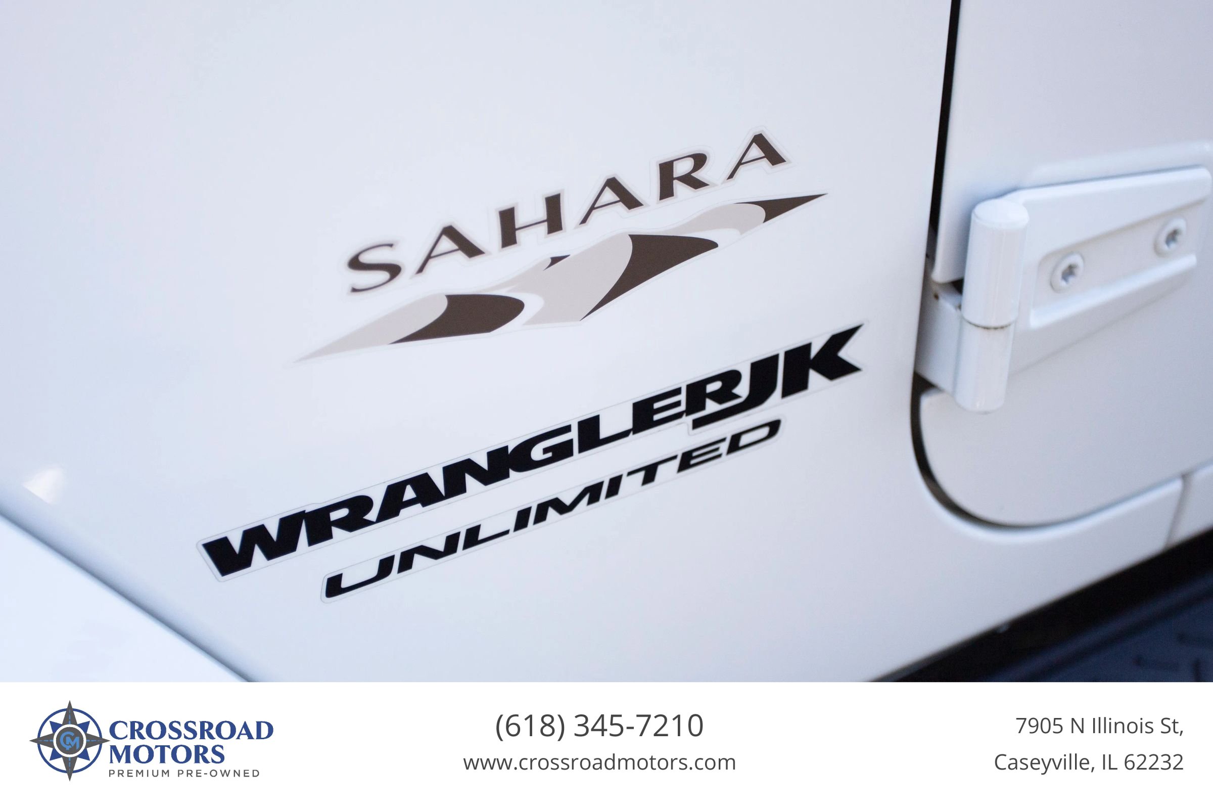 Used 2018 Jeep Wrangler Unlimited Sahara w/ Connectivity Group AWD/4WD image 12