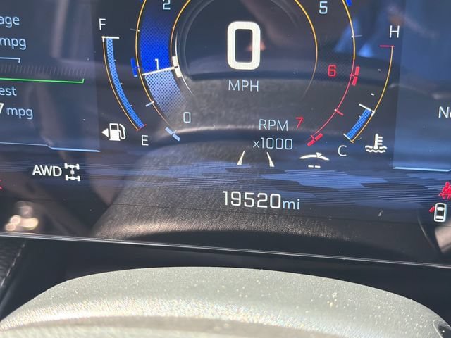 Used 2026 Chevrolet Equinox LT AWD/4WD image 17